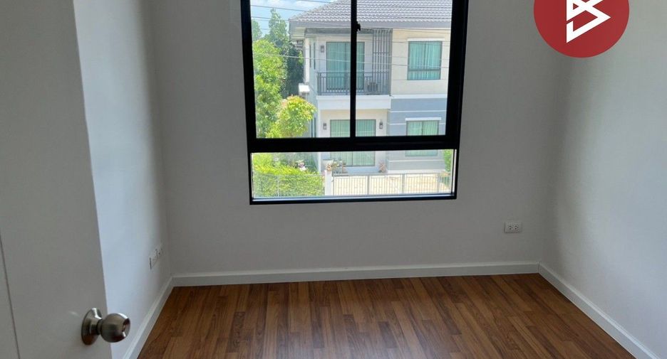 For sale 3 ベッドルーム townhouse in Bang Bua Thong, Nonthaburi