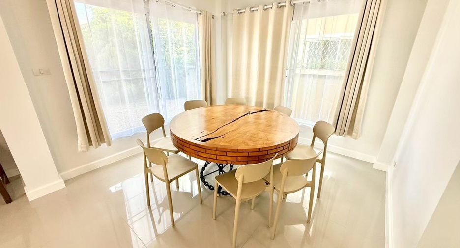 For rent 3 bedrooms house in Doi Saket, Chiang Mai