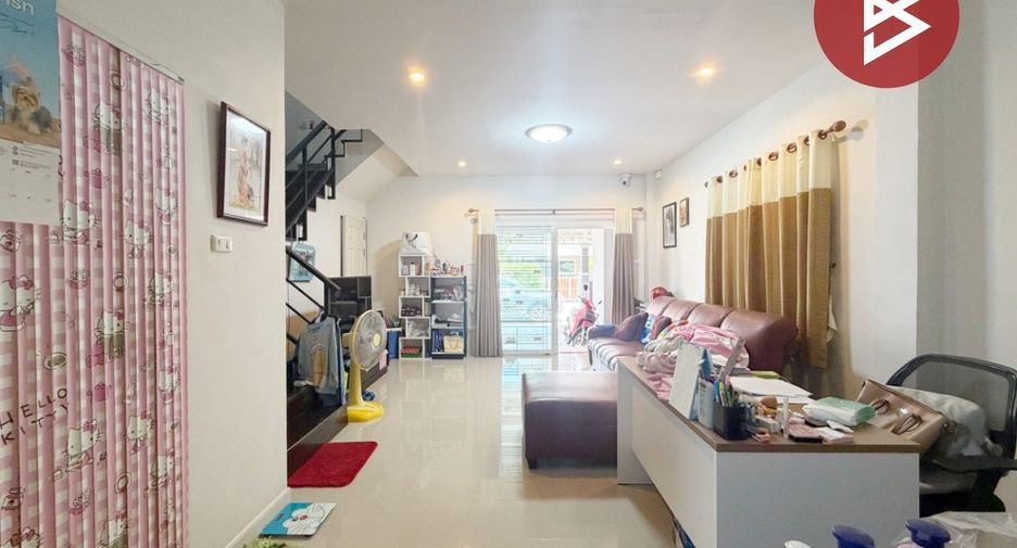 Haus zum Kauf mit 3 Zimmer in Si Racha, Chonburi