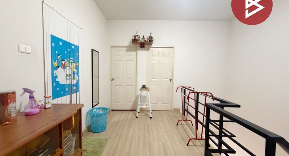 Haus zum Kauf mit 3 Zimmer in Si Racha, Chonburi