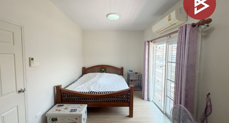 Haus zum Kauf mit 3 Zimmer in Si Racha, Chonburi