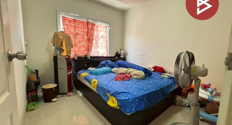 Reihenhaus zum Kauf mit 2 Zimmer in Lat Krabang, Bangkok