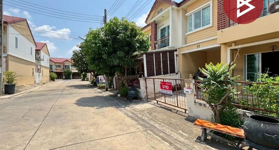 Reihenhaus zum Kauf mit 2 Zimmer in Lat Krabang, Bangkok