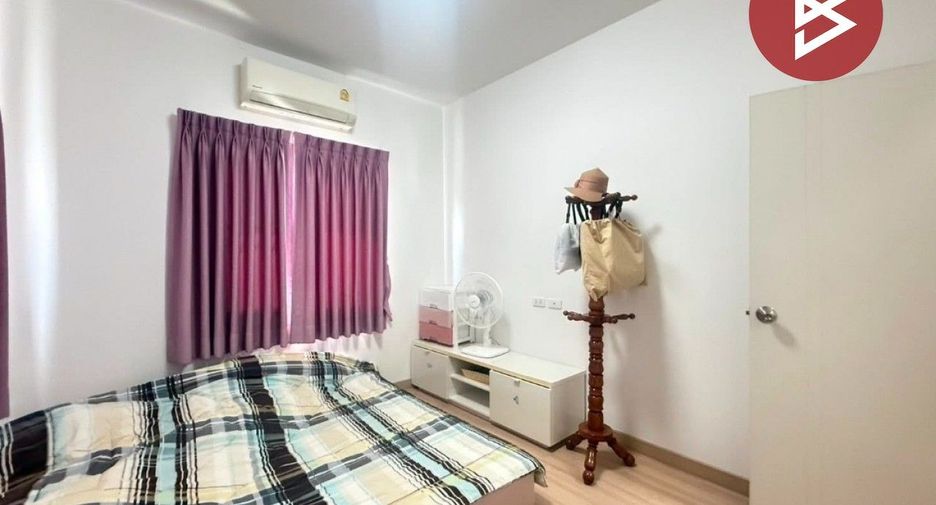 Reihenhaus zum Kauf mit 3 Zimmer in Sam Phran, Nakhon Pathom