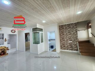 For sale 4 bedrooms townhouse in Sai Mai, Bangkok