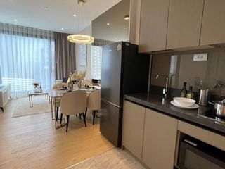 For sale 2 bedrooms condo in Huai Khwang, Bangkok
