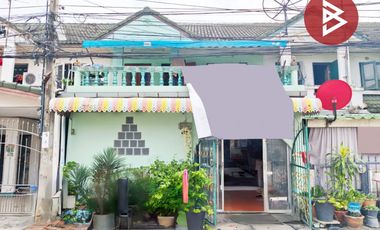 出售 4 卧室 联排别墅 在 Phra Samut Chedi, Samut Prakan