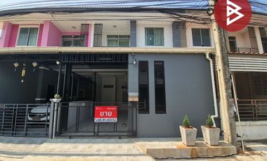 For sale 3 bedrooms townhouse in Min Buri, Bangkok