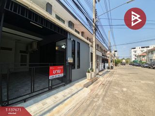 For sale 3 bedrooms townhouse in Min Buri, Bangkok