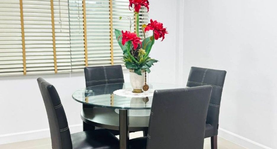 For sale 3 bedrooms townhouse in Min Buri, Bangkok