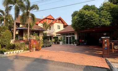 À vendre 4 chambres maison à Saraphi, Chiang Mai