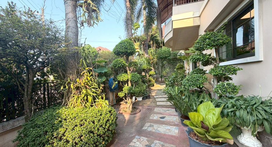 For sale 4 ベッドルーム house in Saraphi, Chiang Mai