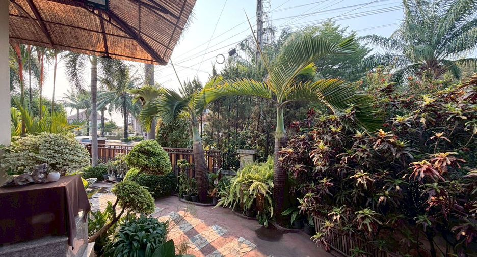 For sale 4 ベッドルーム house in Saraphi, Chiang Mai