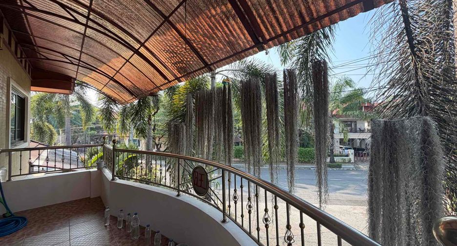 For sale 4 ベッドルーム house in Saraphi, Chiang Mai