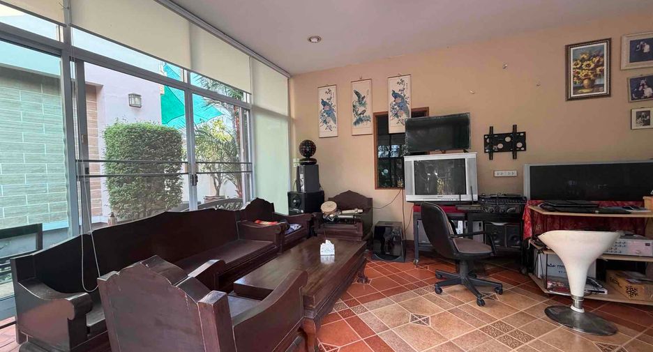 For sale 4 ベッドルーム house in Saraphi, Chiang Mai