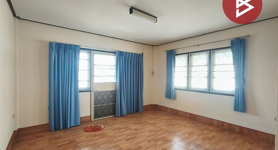 出售 2 卧室 联排别墅 在 Mueang Chon Buri, Chon Buri