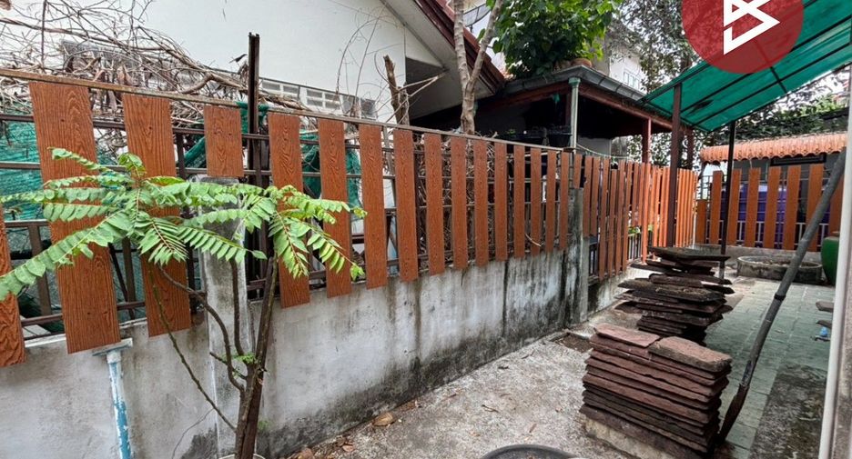 À vendre 3 chambres maison à Mueang Chon Buri, Chonburi