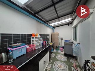 出售 3 卧室 联排别墅 在 Krathum Baen, Samut Sakhon