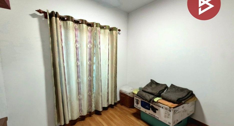 出售 3 卧室 联排别墅 在 Krathum Baen, Samut Sakhon
