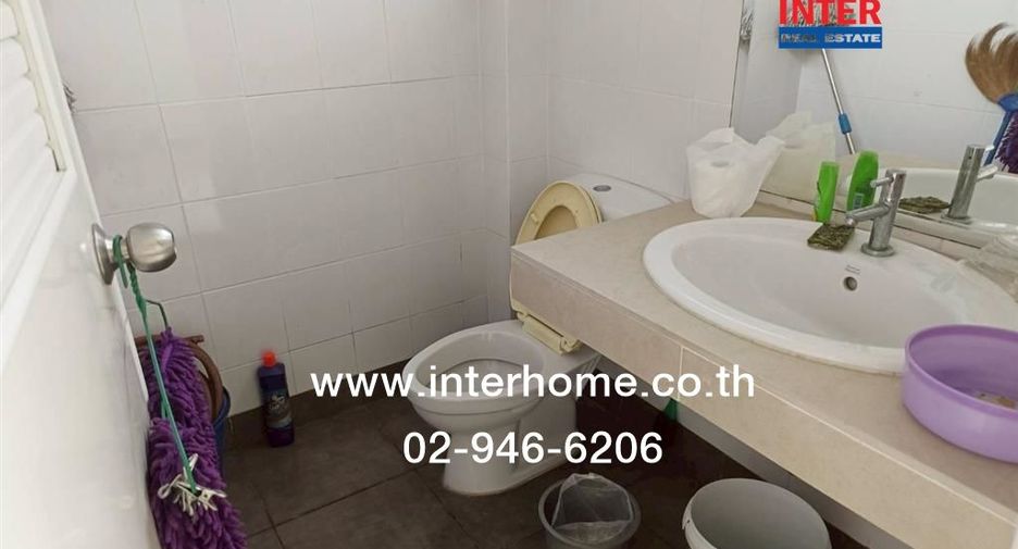 For sale 3 bedrooms townhouse in Pak Kret, Nonthaburi