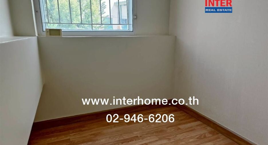 For sale 3 bedrooms townhouse in Pak Kret, Nonthaburi