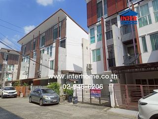 For sale 3 bedrooms townhouse in Pak Kret, Nonthaburi