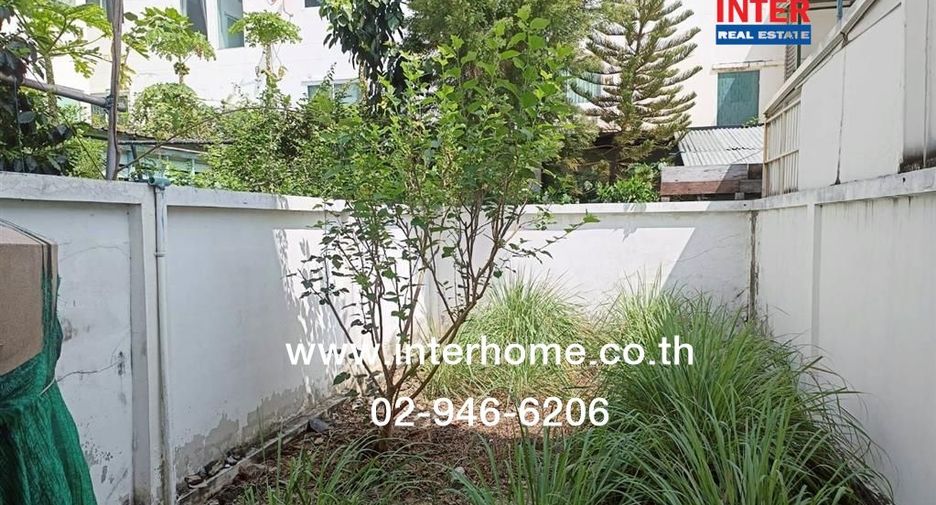 For sale 3 bedrooms townhouse in Pak Kret, Nonthaburi