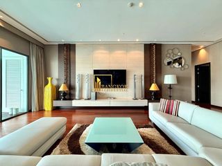 Condo en alquiler de 4 habitaciones en Watthana, Bangkok