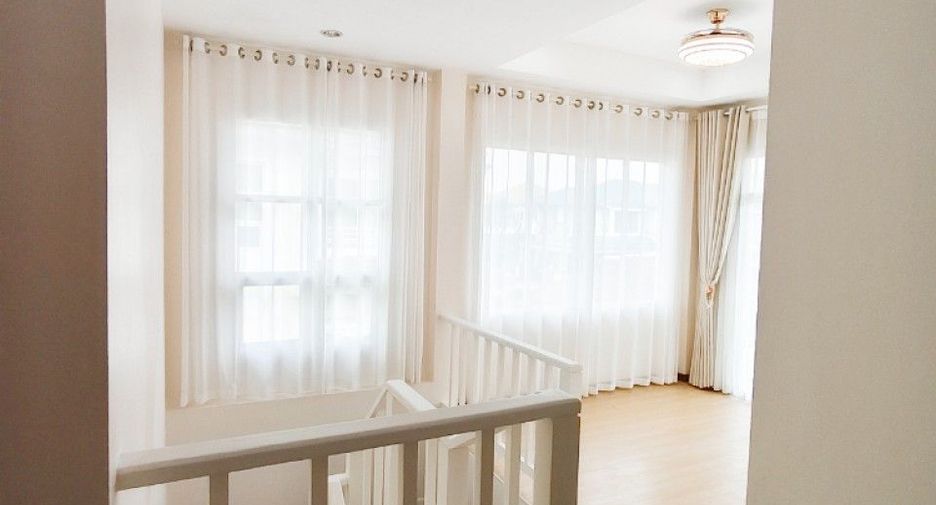 Haus zum Kauf mit 5 Zimmer in Bang Bon, Bangkok