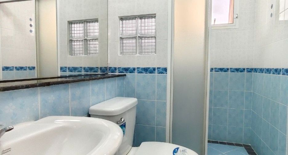 Haus zum Kauf mit 5 Zimmer in Bang Bon, Bangkok
