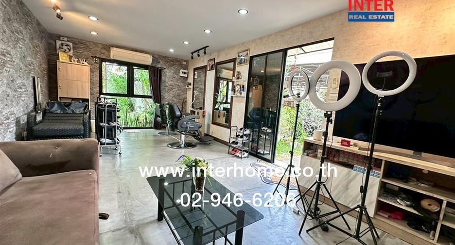 Casa en venta de 6 habitaciones en Phasi Charoen, Bangkok