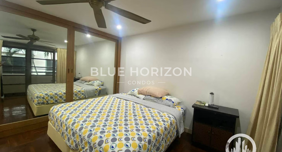 For sale 3 bedrooms townhouse in Bang Lamung, Chonburi