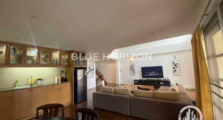 For sale 3 bedrooms townhouse in Bang Lamung, Chonburi