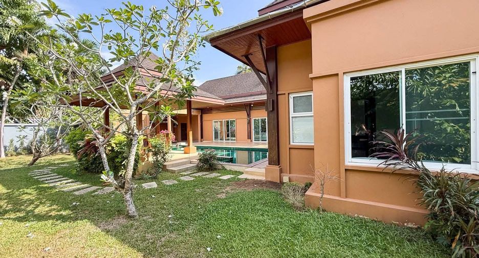 For rent and for sale 3 bedrooms villa in Mueang Phuket, Phuket