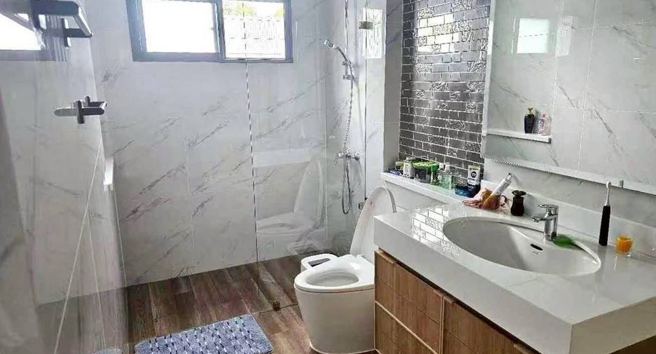 Villa zur Miete mit 4 Zimmer in Bang Lamung, Chonburi