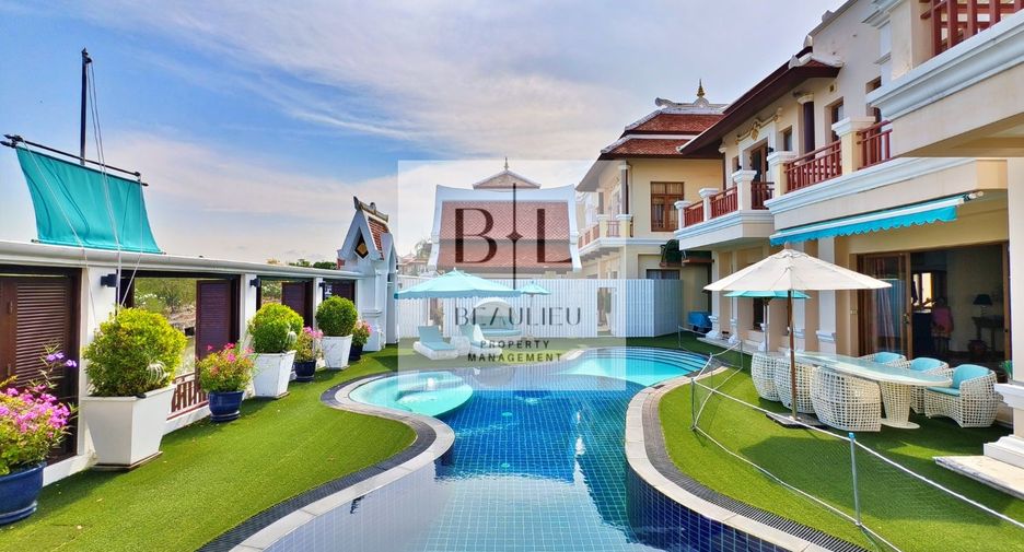 Haus zum Kauf mit 4 Zimmer in Sattahip, Chonburi