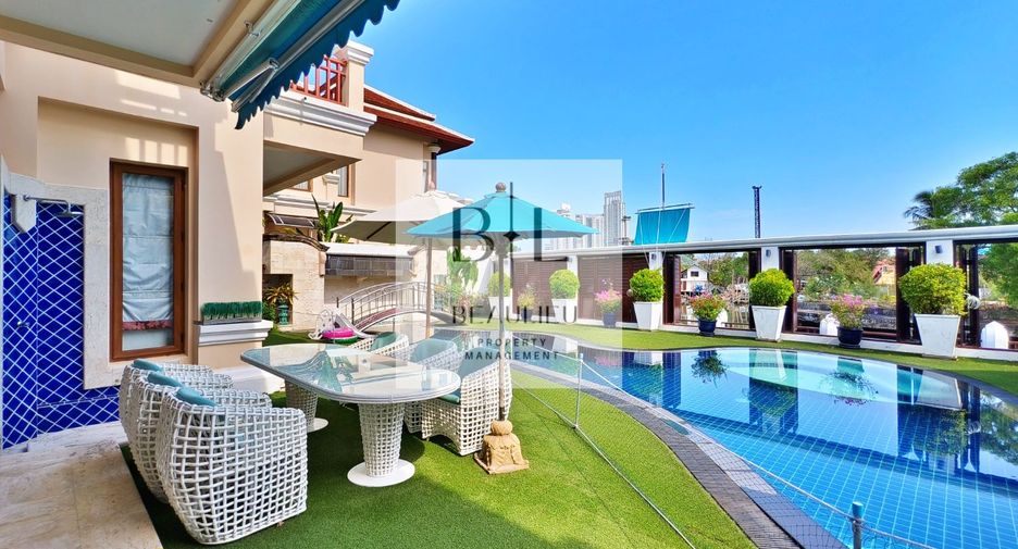 Haus zum Kauf mit 4 Zimmer in Sattahip, Chonburi