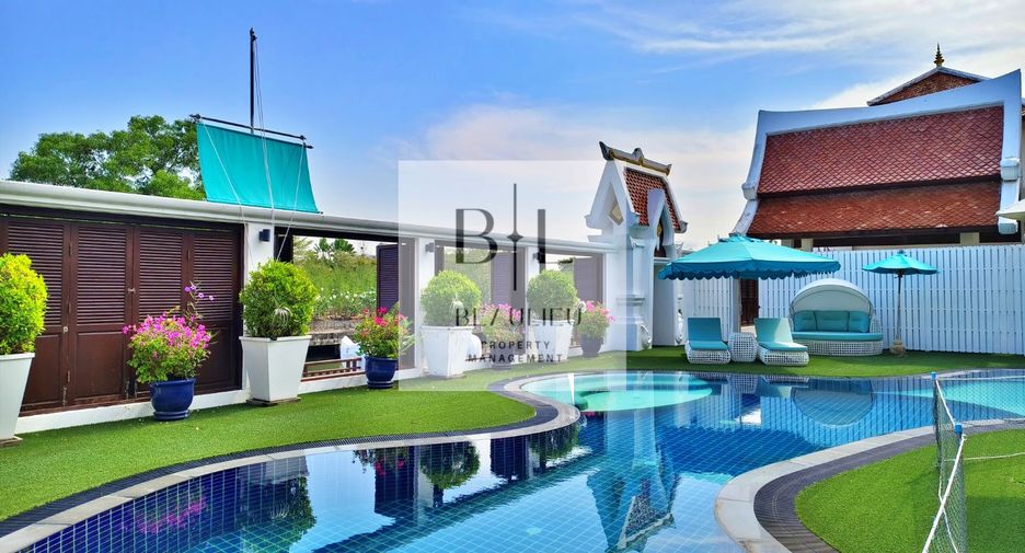Haus zum Kauf mit 4 Zimmer in Sattahip, Chonburi