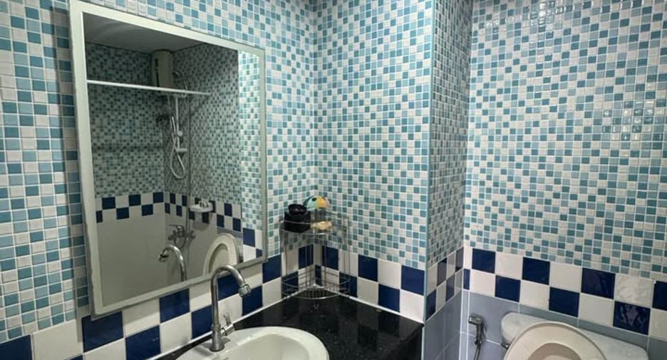 For sale 1 bed condo in Yan Nawa, Bangkok