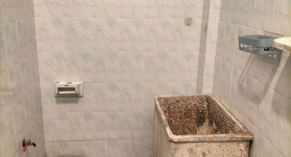 For sale 2 bedrooms retail Space in Mueang Chon Buri, Chonburi