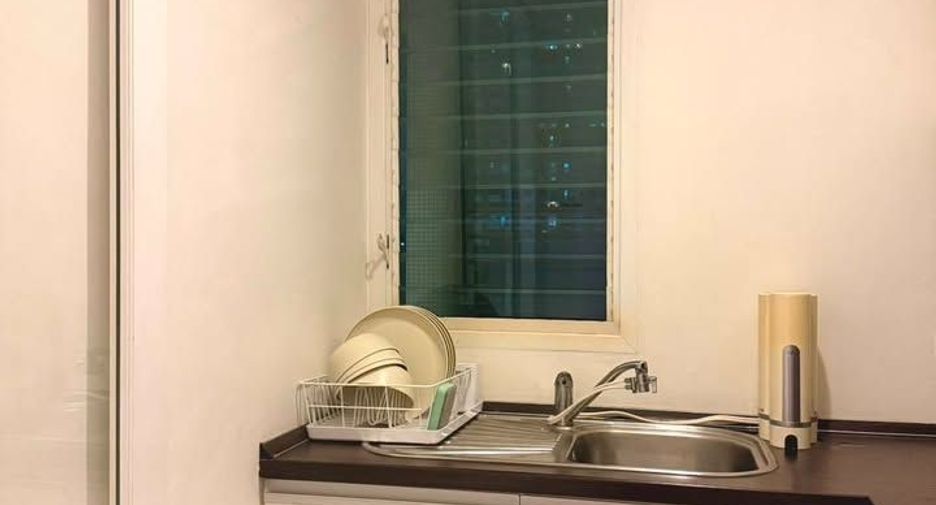 Condo en alquiler y en venta de 2 habitaciones en Khlong San, Bangkok