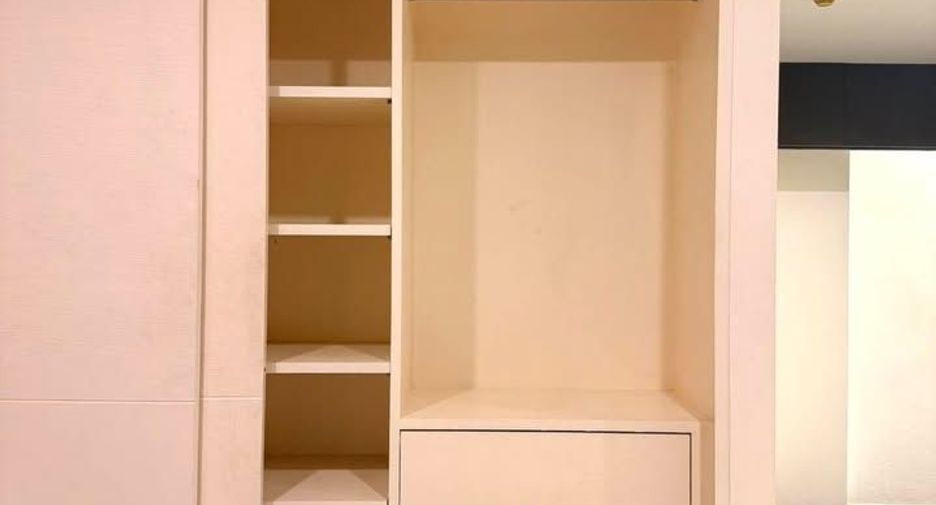 Condo en alquiler y en venta de 2 habitaciones en Khlong San, Bangkok