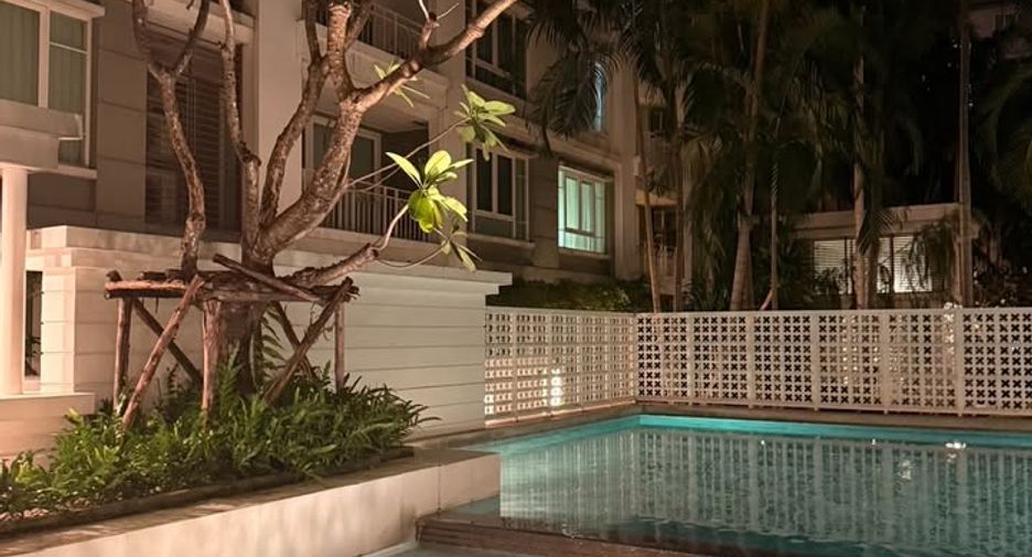 Condo en alquiler y en venta de 2 habitaciones en Khlong San, Bangkok