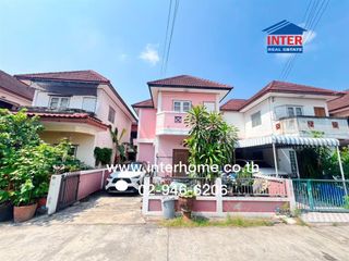 Casa adosada en venta de 3 habitaciones en Bang Khae, Bangkok