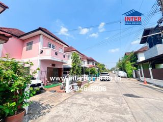 Casa adosada en venta de 3 habitaciones en Bang Khae, Bangkok
