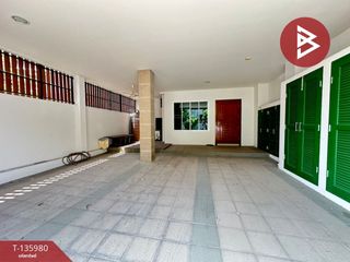 For sale 4 bedrooms townhouse in Mueang Pathum Thani, Pathum Thani