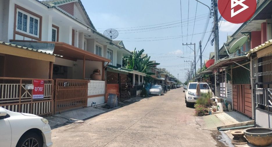 出售 3 卧室 联排别墅 在 Khlong Luang, Pathum Thani