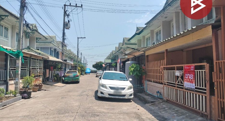 出售 3 卧室 联排别墅 在 Khlong Luang, Pathum Thani