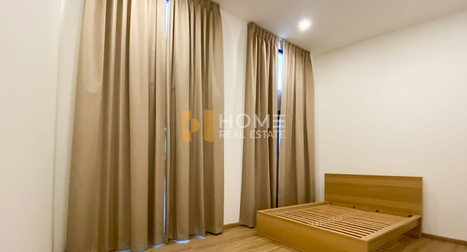 For sale 4 ベッドルーム townhouse in Bang Khae, Bangkok