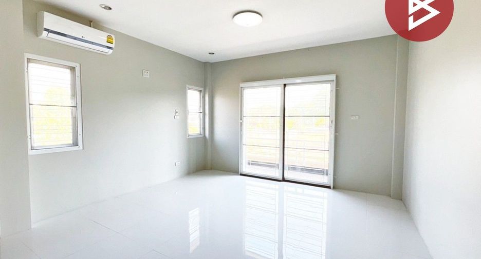 For sale 3 bedrooms house in Klaeng, Rayong
